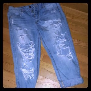 AE Tomgirl jeans